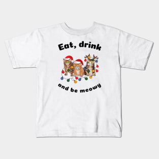 Cute Christmas kittens - eat drink and be meowy Kids T-Shirt